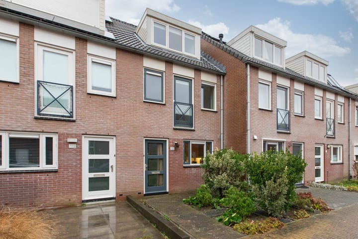 Foto 8 van Berghallee 17