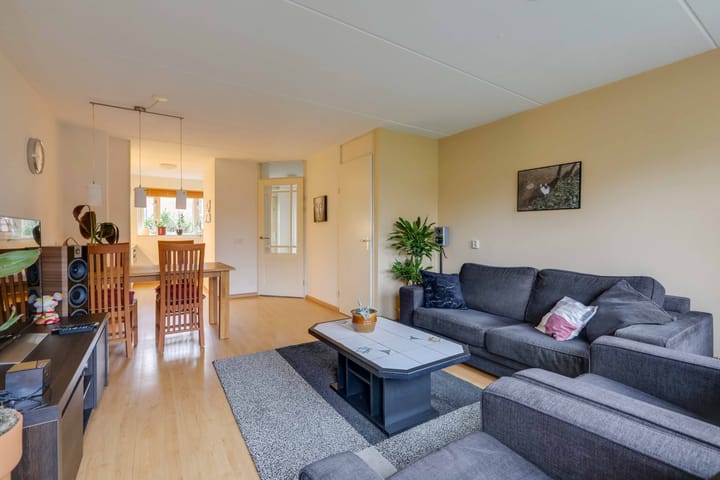 Foto 17 van Berghallee 17