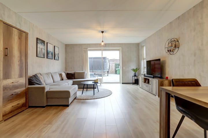 Foto 2 van Oranjestraat 64