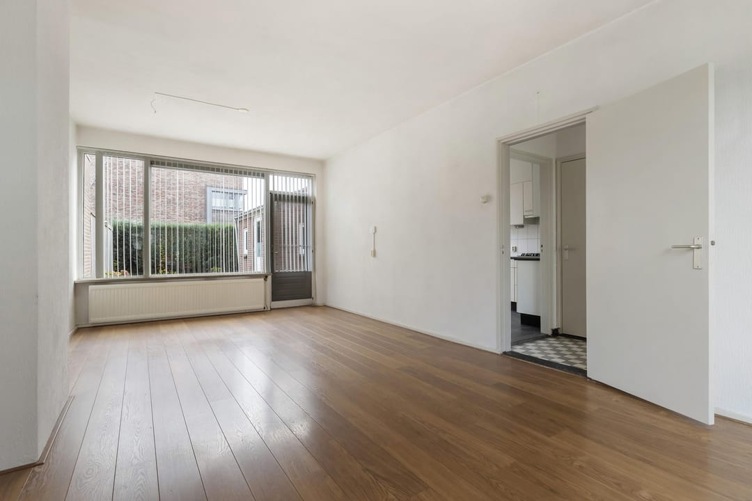 Photo 2 of Raadhuisstraat 5