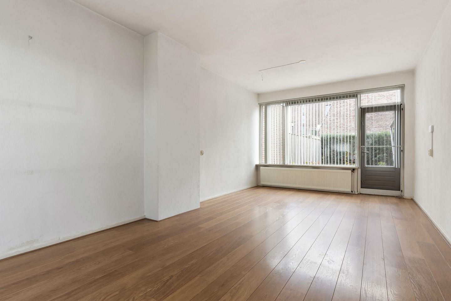 Photo 10 of Raadhuisstraat 5