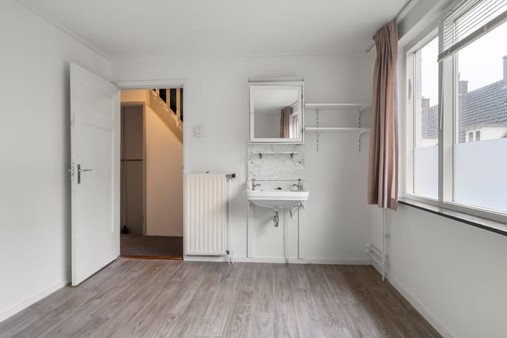 Foto 23 van Riemsdijkstraat 12