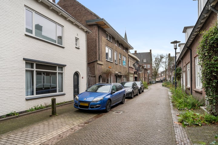 Bekijk foto 34 van Riemsdijkstraat 12