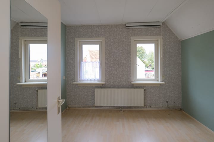 Photo 18 of Biezenstraat 41