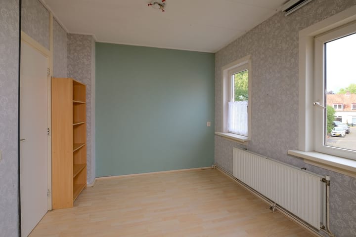 Photo 17 of Biezenstraat 41