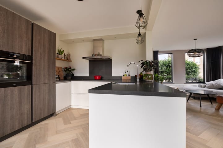 Photo 19 of Liniestraat 2