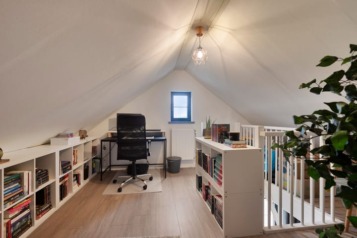 Photo 31 of Liniestraat 2