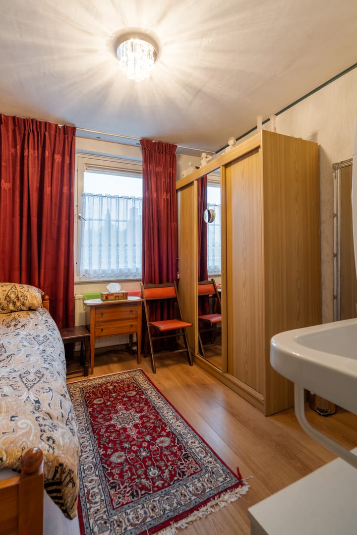 Photo 19 of Ophovenstraat 3