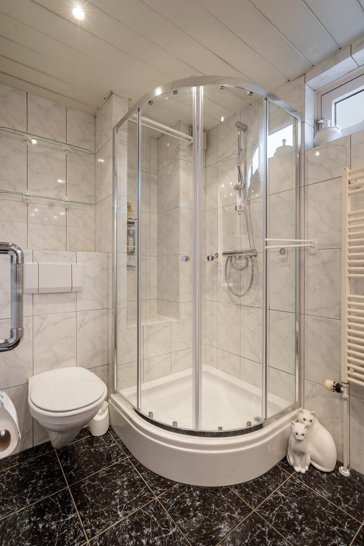 Photo 22 of Ophovenstraat 3