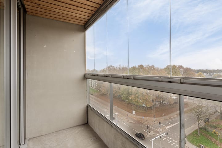 Foto 28 van Professor de Moorplein 458