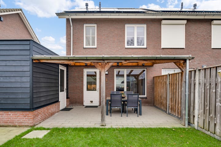 Foto 26 van Ribesstraat 34