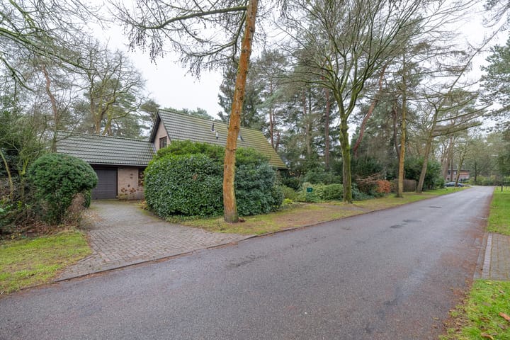 Foto 46 van Karel Doormanlaan 4