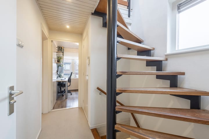 Foto 16 van Troelstrastraat 52