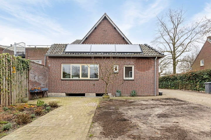 View photo 46 of Schutsboomstraat 74