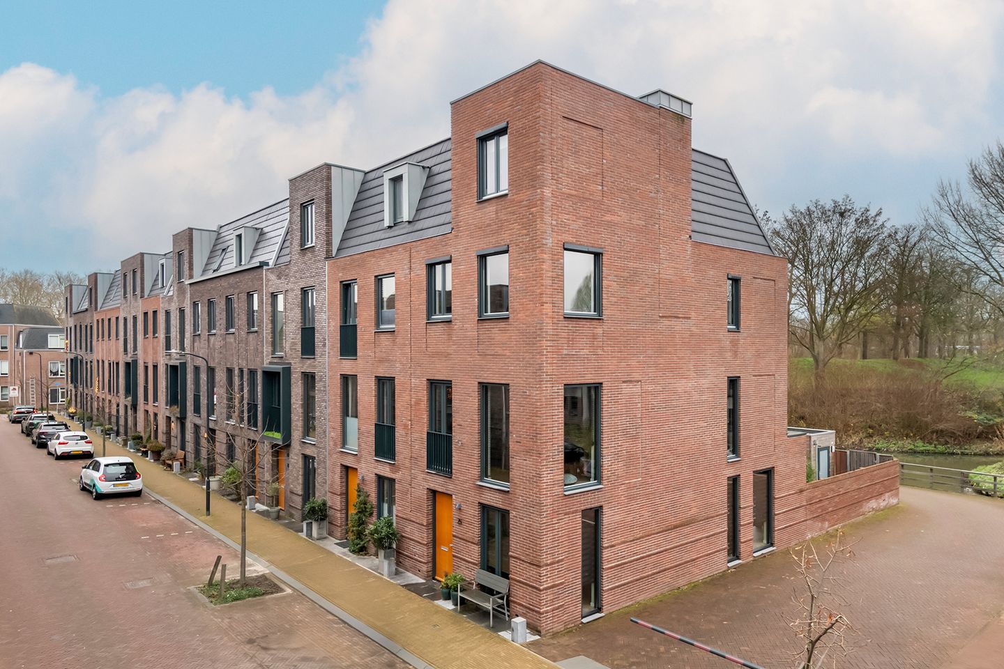 Photo 34 of Bagijnenwalstraat 25