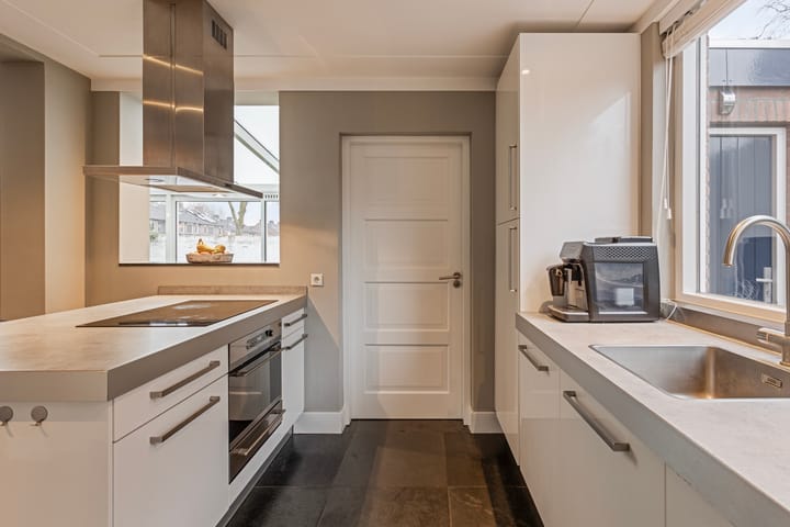 Foto 13 van Smidse 25