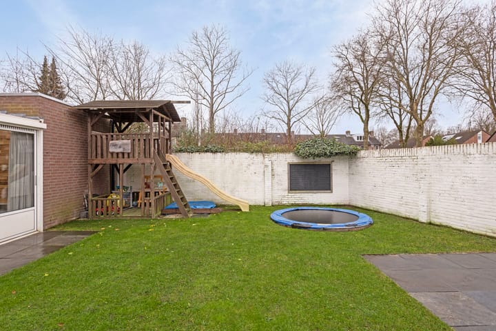 Foto 44 van Smidse 25