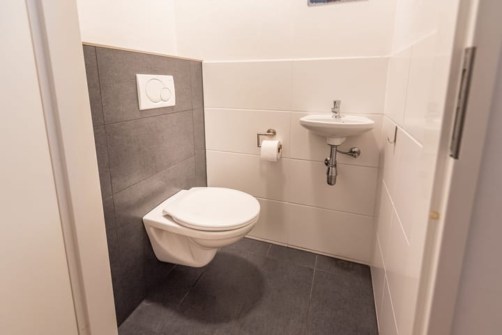 Foto 12 van Deken Nijkampstraat 6-A