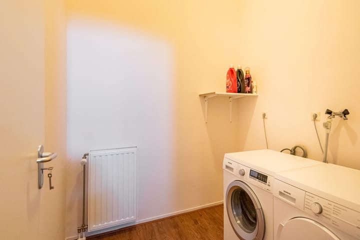 Foto 13 van Deken Nijkampstraat 6-A