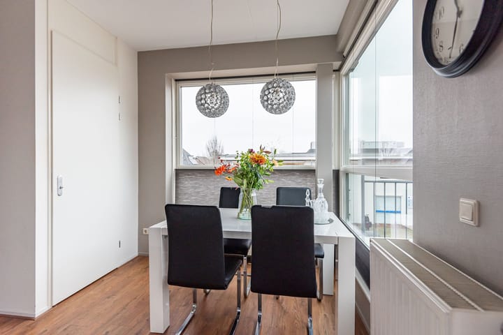 Foto 17 van Deken Nijkampstraat 6-A