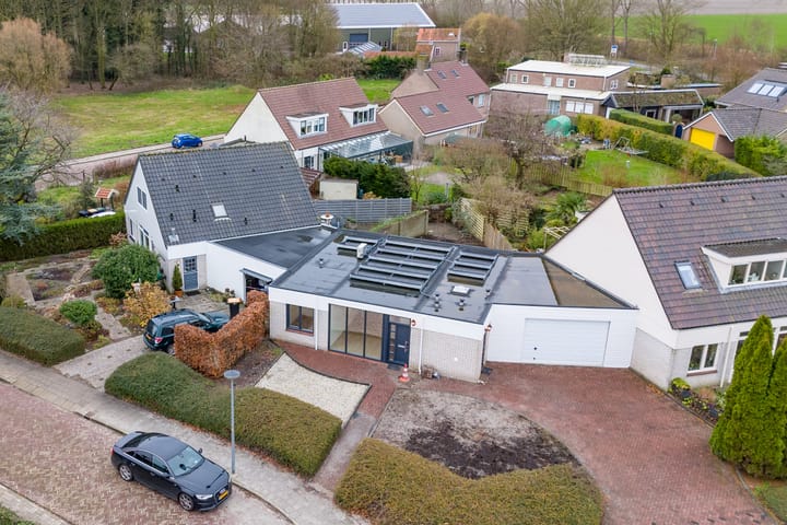 Photo 1 of Dr. Harm Smeengestraat 54