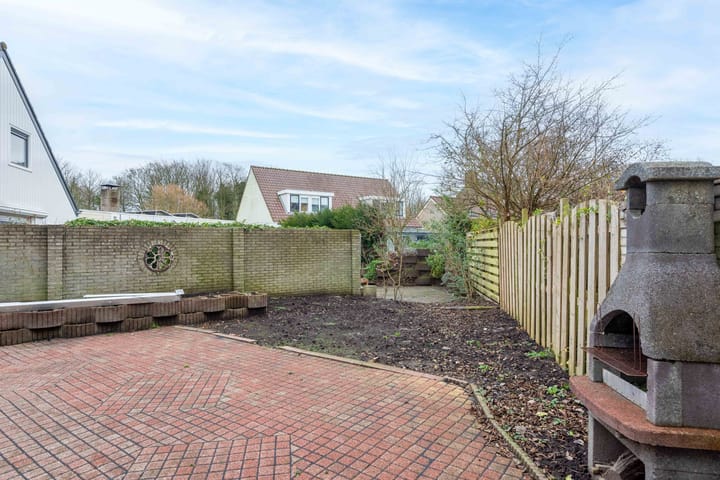 Photo 34 of Dr. Harm Smeengestraat 54