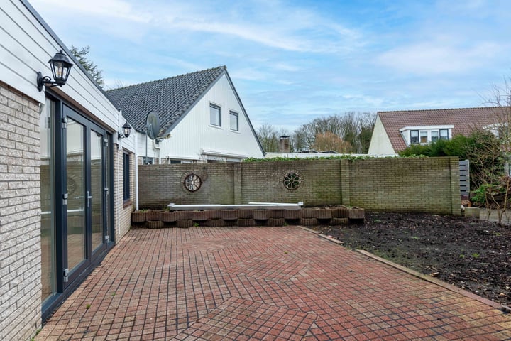 View photo 39 of Dr. Harm Smeengestraat 54