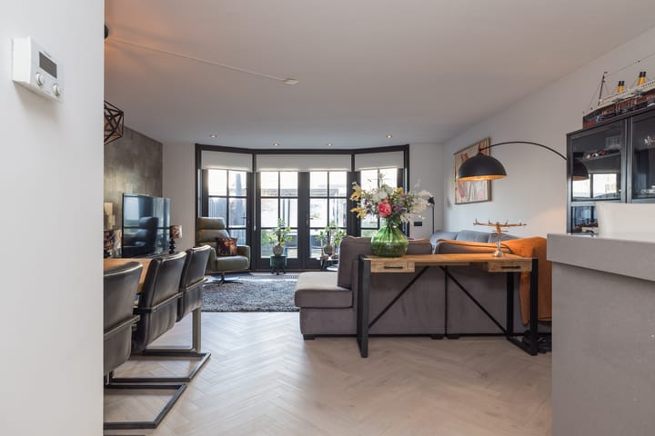 Foto 18 van Randmeerstraat 4