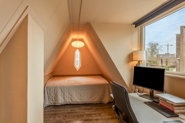 Foto 35 van Emmastraat 32