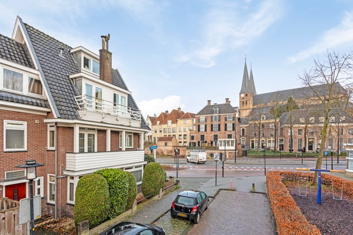 Bekijk foto 43 van Emmastraat 32