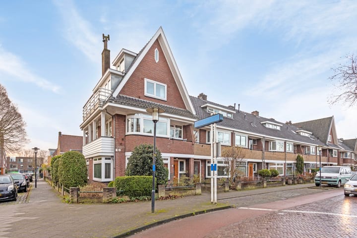 Foto 50 van Emmastraat 32