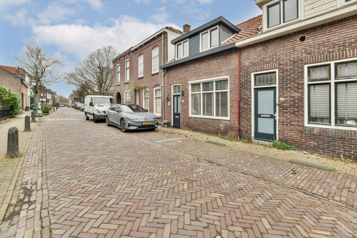 Bekijk foto 2 van Hoofdstraat 25