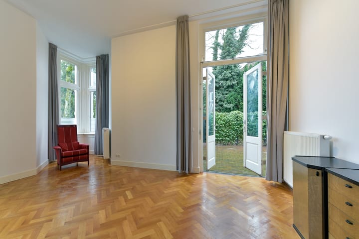 Foto 23 van Pieter Bothlaan 1-A