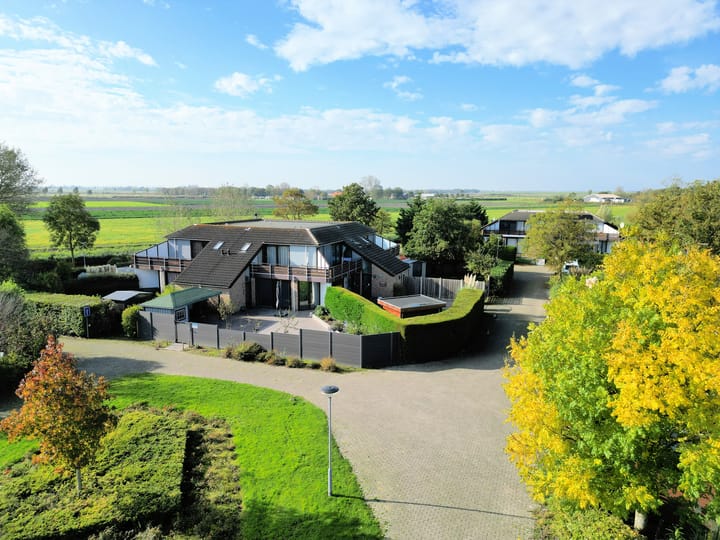 Photo 2 of Herckenstein 106