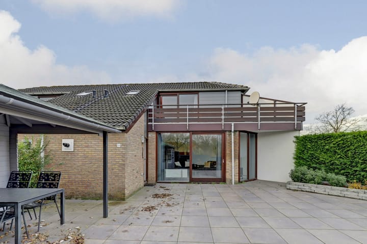 Photo 9 of Herckenstein 106