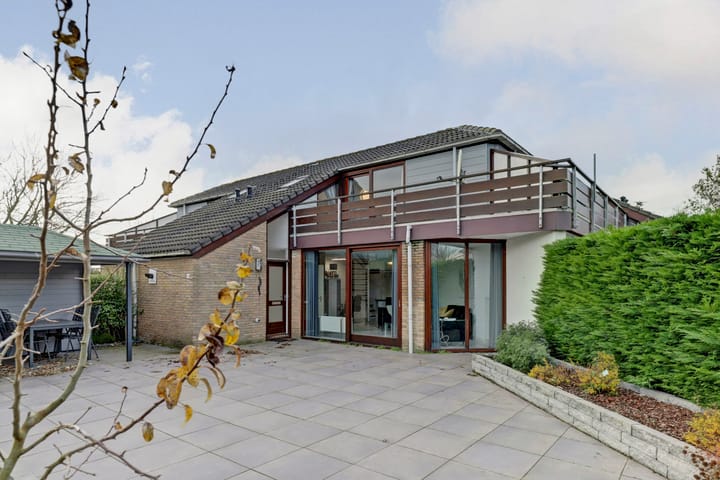 Photo 11 of Herckenstein 106