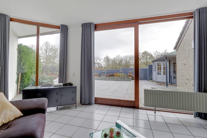 Photo 17 of Herckenstein 106