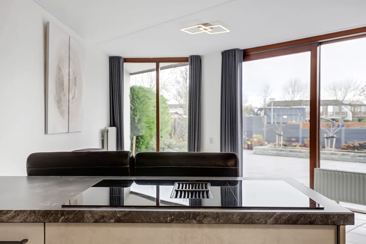 Photo 21 of Herckenstein 106