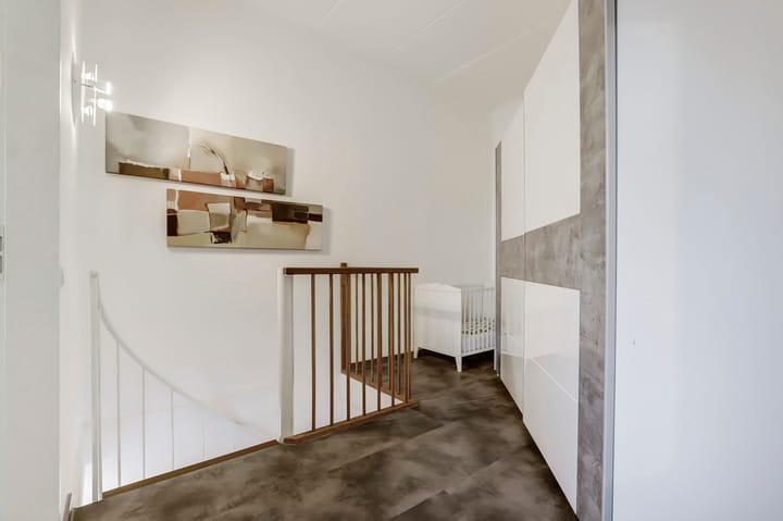 Photo 24 of Herckenstein 106