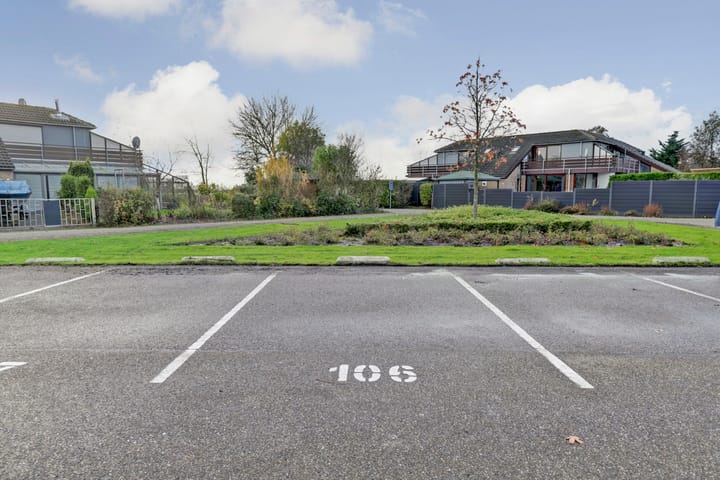 Photo 34 of Herckenstein 106