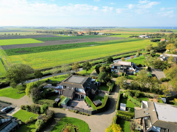 Photo 35 of Herckenstein 106