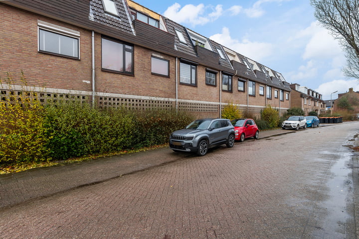 View photo 21 of Beethovenlaan 204