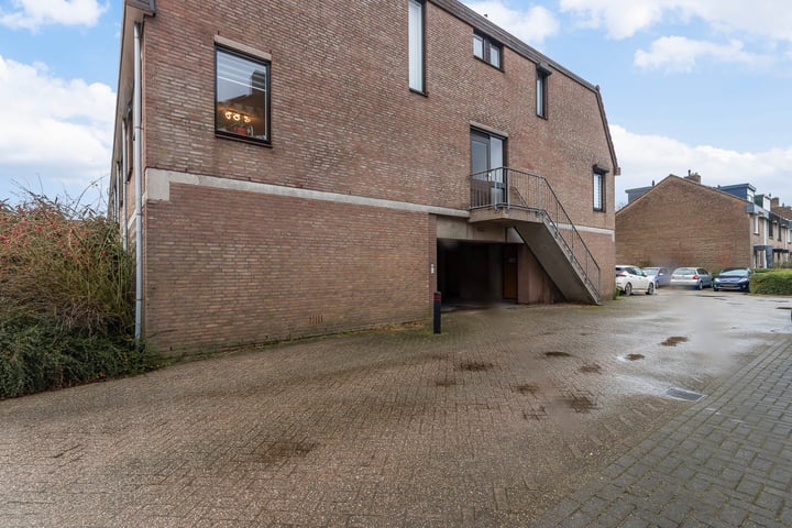 View photo 23 of Beethovenlaan 204