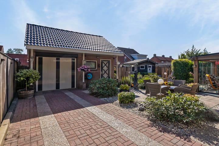 Foto 3 van Veenweg 25