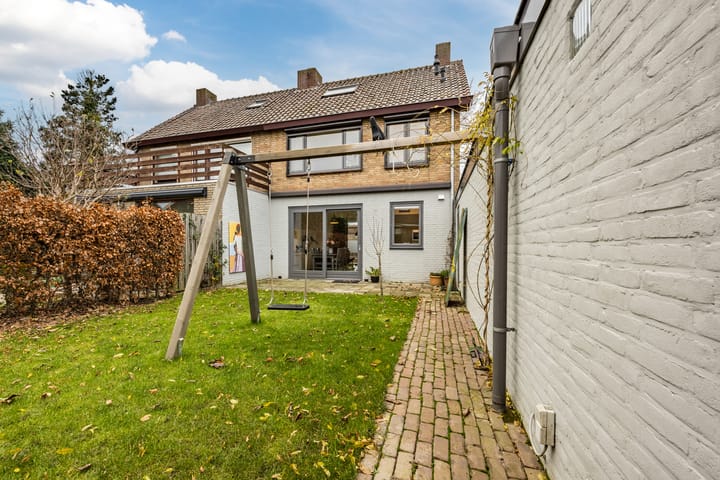 Foto 43 van Topaasdreef 1-A