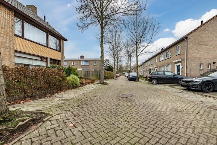 Foto 44 van Topaasdreef 1-A