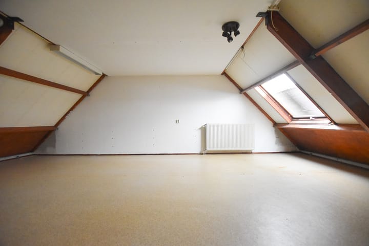 Foto 11 van Botter 32 12