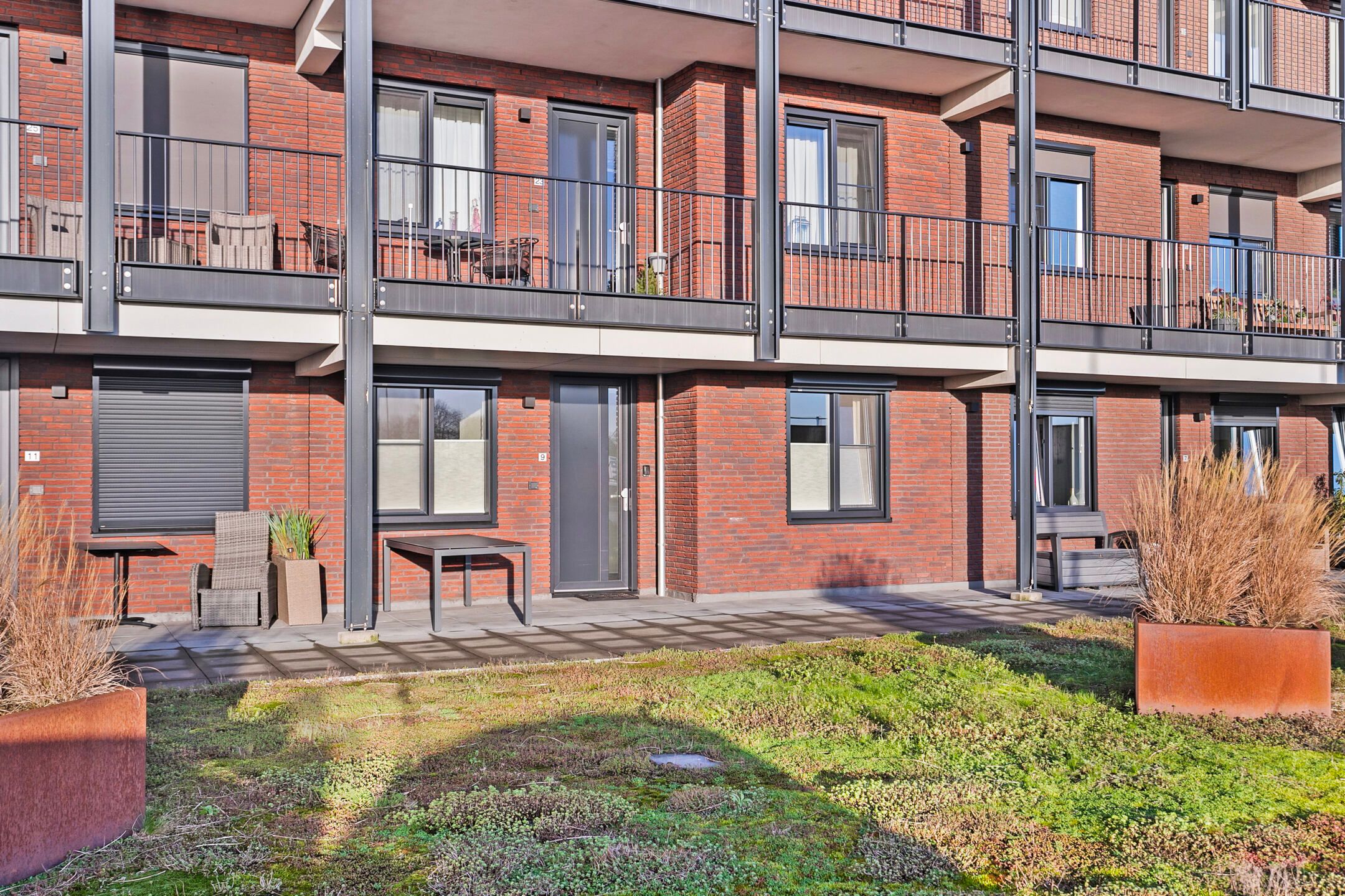 Foto 6 van Beneluxweg 9