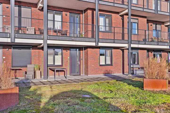 Foto 6 van Beneluxweg 9