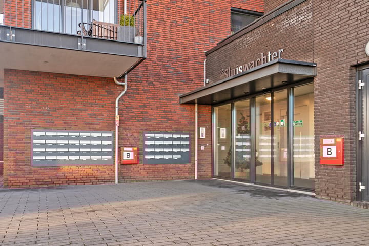 Foto 7 van Beneluxweg 9